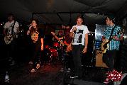 gallery/2013.09.22.follow_the_water-here_lies_a_warning-show_your_teeth-close_your_eyes-a38/DSC_0010.JPG