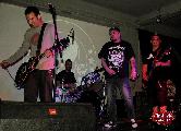 gallery/2015.04.29.gcs-pigpride-the_diy-hiszteria-orwell_disznoi-vex-eta-total_chaos~roham_bar/DSC_0111.JPG